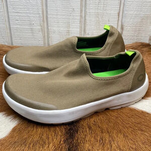 Womens Oefos slip-on sneakers size 10 chexk them out very nice thanks 🙏